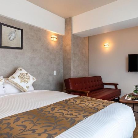Aparthotel Mr Kinjo 万座ビーチ前 Onna Zewnętrze zdjęcie